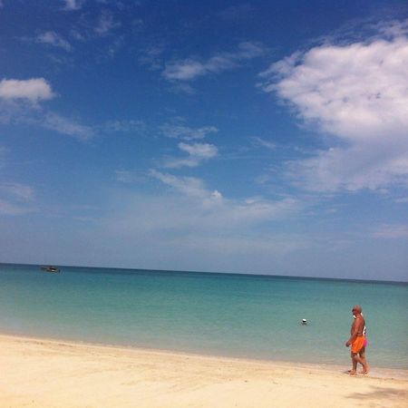 Roots Bamboo Beach Resort نيغريل المظهر الخارجي الصورة